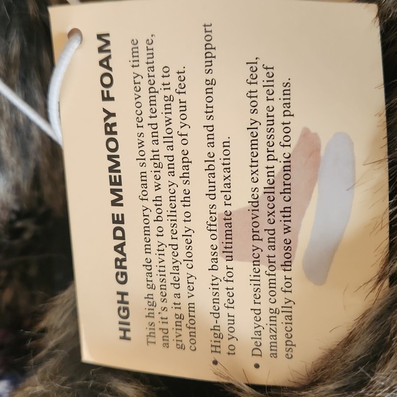 Dena Lives Memory Foam Women's Slippers - Picture 11 of 12